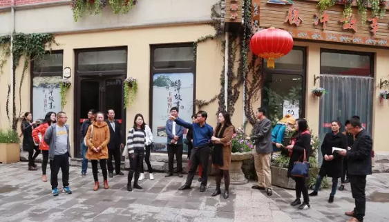 騰沖市市委常委、宣傳部部長胡麗華一行調(diào)研高黎貢文化創(chuàng)意產(chǎn)業(yè)園區(qū)